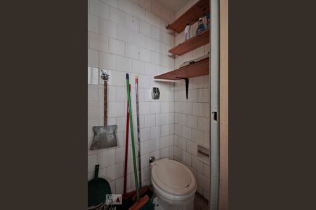Apartamento à venda com 67m², 1 quarto e sem vagaBanheiro de Serviço