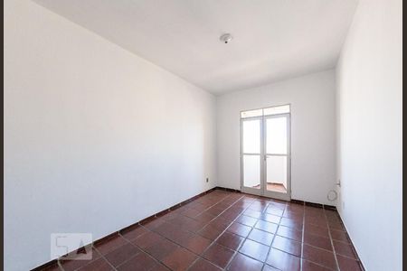 Apartamento para alugar com 92m², 2 quartos e 1 vagaSala