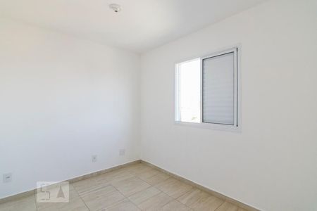 Quarto 1 de apartamento para alugar com 2 quartos, 47m² em Jardim Utinga, Santo André