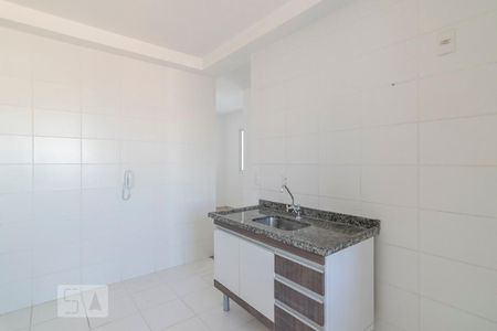 Cozinha de apartamento para alugar com 2 quartos, 47m² em Jardim Utinga, Santo André