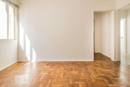 Sala de apartamento para alugar com 1 quarto, 40m² em Petrópolis, Porto Alegre