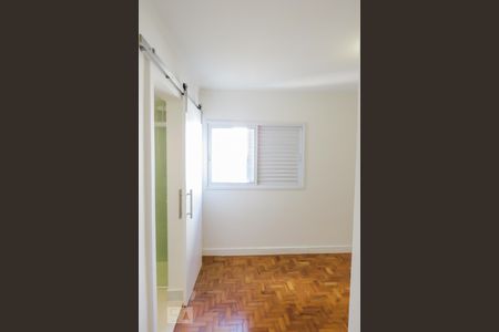 Apartamento para alugar com 3 quartos, 98m² em Moema, São Paulo