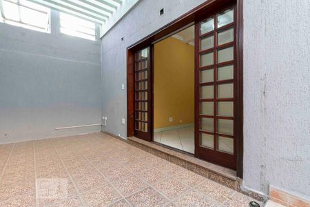 Casa para alugar com 250m², 4 quartos e 2 vagasÁrea Externa