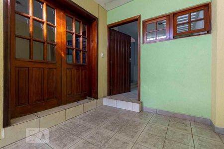 Casa para alugar com 250m², 4 quartos e 2 vagasAcesso Entrada