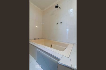 Casa para alugar com 250m², 4 quartos e 2 vagasBanheiro Quarto 1 - Suite