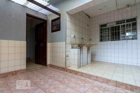 Casa para alugar com 250m², 4 quartos e 2 vagasÁrea de Serviço