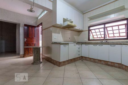 Casa para alugar com 250m², 4 quartos e 2 vagasCozinha