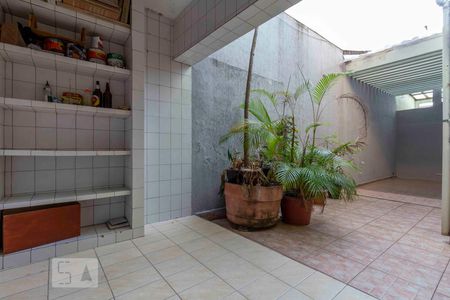 Casa para alugar com 250m², 4 quartos e 2 vagasÁrea de Serviço