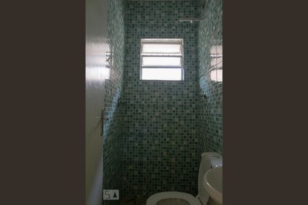 Banheiro de casa à venda com 1 quarto, 35m² em Vila Guaraciaba, São Paulo