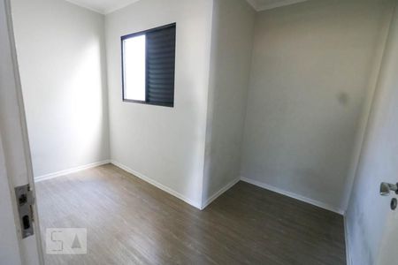 Dormitório 1 de apartamento para alugar com 2 quartos, 50m² em Parque das Nações, Santo André