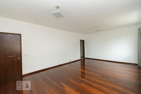 SALA de Apartamento com 3 quartos, 145m² Ingá