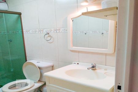 Banheiro de apartamento para alugar com 3 quartos, 78m² em Vila Manoel Ferreira, Campinas