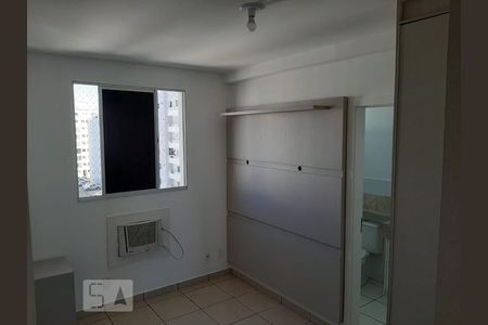 Quarto Suíte de apartamento para alugar com 2 quartos, 55m² em Setor Negrão de Lima, Goiânia