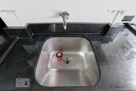 Apartamento para alugar com 74m², 2 quartos e 1 vagaÁrea de Serviço