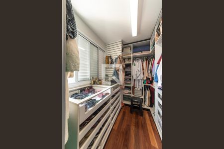 Apartamento para alugar com 90m², 2 quartos e 2 vagas Apartamento para alugar com 90m², 2 quartos e 2 vagasCloset da Suíte