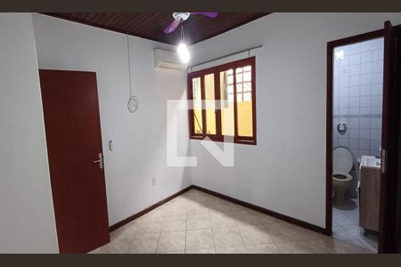 Suíte de casa para alugar com 4 quartos, 120m² em Barreiros, São José