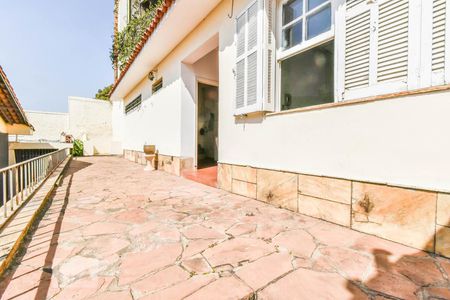 Casa à venda com 450m², 3 quartos e 2 vagasÁrea Externa - Edícula