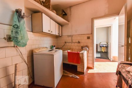 Casa à venda com 450m², 3 quartos e 2 vagasLavanderia