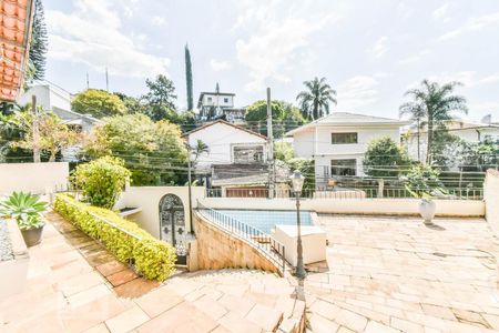 Casa à venda com 450m², 3 quartos e 2 vagasÁrea Externa - Frente