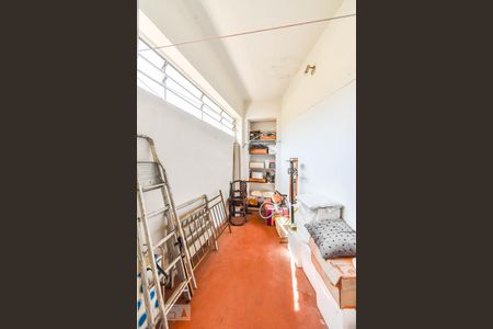 Casa à venda com 450m², 3 quartos e 2 vagasLavanderia