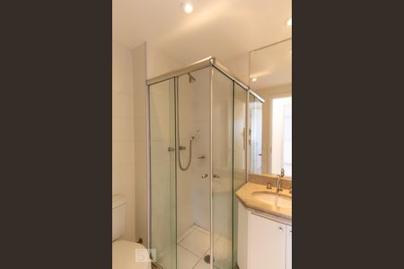 Apartamento à venda com 55m², 2 quartos e 1 vaga Apartamento à venda com 55m², 2 quartos e 1 vagaBanheiro