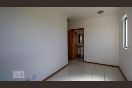 Quarto Suíte de apartamento para alugar com 3 quartos, 83m² em Guará Ii, Brasília
