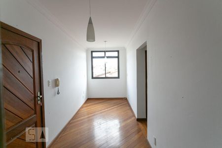 Apartamento para alugar com 95m², 2 quartos e 1 vagaSala