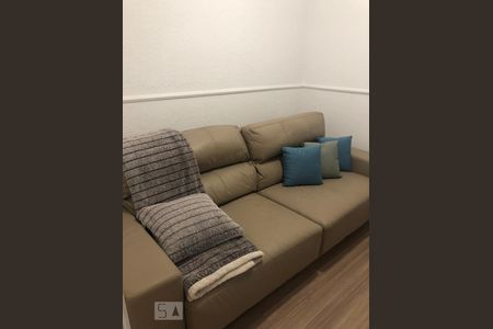 Sala de apartamento para alugar com 3 quartos, 80m² em Jardim Londrina, São Paulo