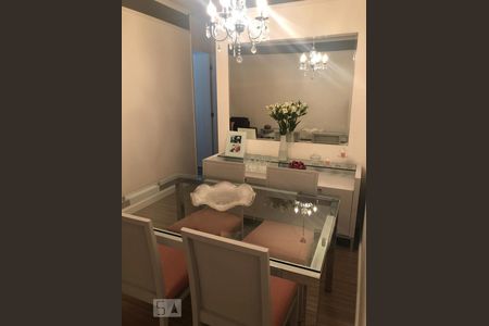 Sala de apartamento para alugar com 3 quartos, 80m² em Jardim Londrina, São Paulo