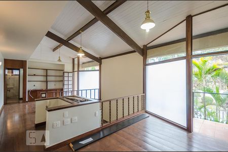 Casa à venda com 542m², 5 quartos e 2 vagasSala piso 2