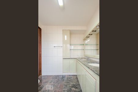 Casa à venda com 542m², 5 quartos e 2 vagasBanheiro Suíte master