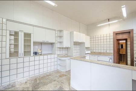 Casa à venda com 542m², 5 quartos e 2 vagasCozinha