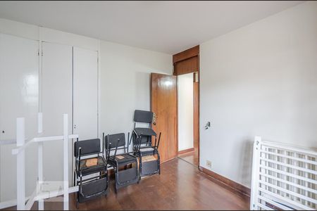 Casa à venda com 542m², 5 quartos e 2 vagasQuarto 5