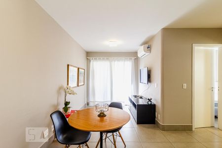 Apartamento para alugar com 35m², 1 quarto e 1 vaga Apartamento para alugar com 35m², 1 quarto e 1 vagaSala