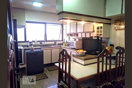 Cozinha de apartamento à venda com 4 quartos, 198m² em Água Fria, São Paulo