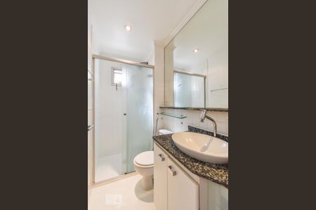 Apartamento para alugar com 60m², 2 quartos e 1 vaga Apartamento para alugar com 60m², 2 quartos e 1 vagaSuíte - Banheiro