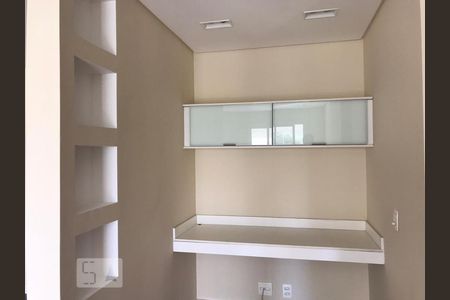 Detalhe Sala de apartamento para alugar com 2 quartos, 85m² em Vila Suzana, São Paulo