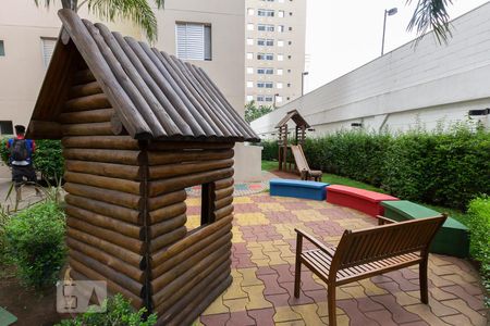 Apartamento para alugar com 43m², 2 quartos e sem vagaPlayground