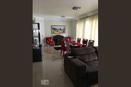 Apartamento para alugar com 128m², 3 quartos e 2 vagasSala