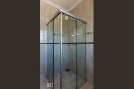 Chuveiro Banheiro Social de apartamento para alugar com 2 quartos, 85m² em Carmo, Belo Horizonte