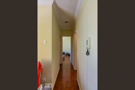 Corredor de apartamento para alugar com 2 quartos, 85m² em Carmo, Belo Horizonte