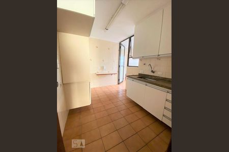 Apartamento à venda com 96m², 3 quartos e sem vagaCozinha