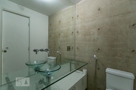 BANHEIRO de apartamento para alugar com 2 quartos, 70m² em Usina Piratininga, São Paulo