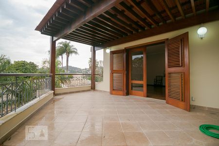 Casa de condomínio para alugar com 520m², 5 quartos e 4 vagas Casa de condomínio para alugar com 520m², 5 quartos e 4 vagasSacada da Suíte 04