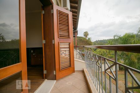 Casa de condomínio para alugar com 520m², 5 quartos e 4 vagas Casa de condomínio para alugar com 520m², 5 quartos e 4 vagasSacada da Suíte 03