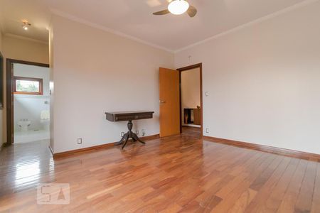 Casa de condomínio para alugar com 520m², 5 quartos e 4 vagas Casa de condomínio para alugar com 520m², 5 quartos e 4 vagasSuíte 03
