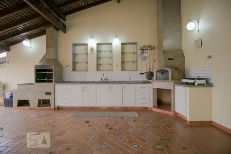 Casa de condomínio para alugar com 520m², 5 quartos e 4 vagas Casa de condomínio para alugar com 520m², 5 quartos e 4 vagasChurrasqueira, Forno de Pizza e Fogão à Lenha
