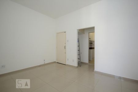 Sala de apartamento para alugar com 1 quarto, 50m² em Copacabana, Rio de Janeiro