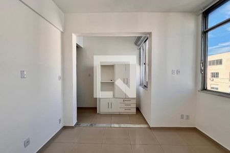 Quarto de apartamento para alugar com 1 quarto, 50m² em Copacabana, Rio de Janeiro