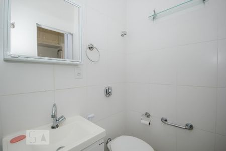 Banheiro de apartamento para alugar com 1 quarto, 50m² em Copacabana, Rio de Janeiro